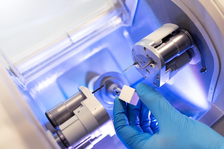 CEREC same day crown milling with CAD CAM